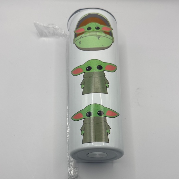 Other - 💚✨ NEW Yoda Tumbler ✨💚